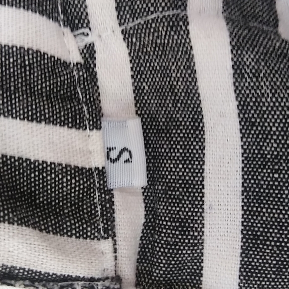 Homemade Jump suite Size Small Grey and White Strips - Picture 8 of 8